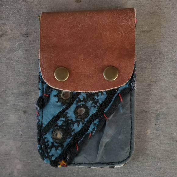 🐨 Free People Boho Embroidered Repurposed vtg banjara hippie Wallet card case - Picture 6 of 11